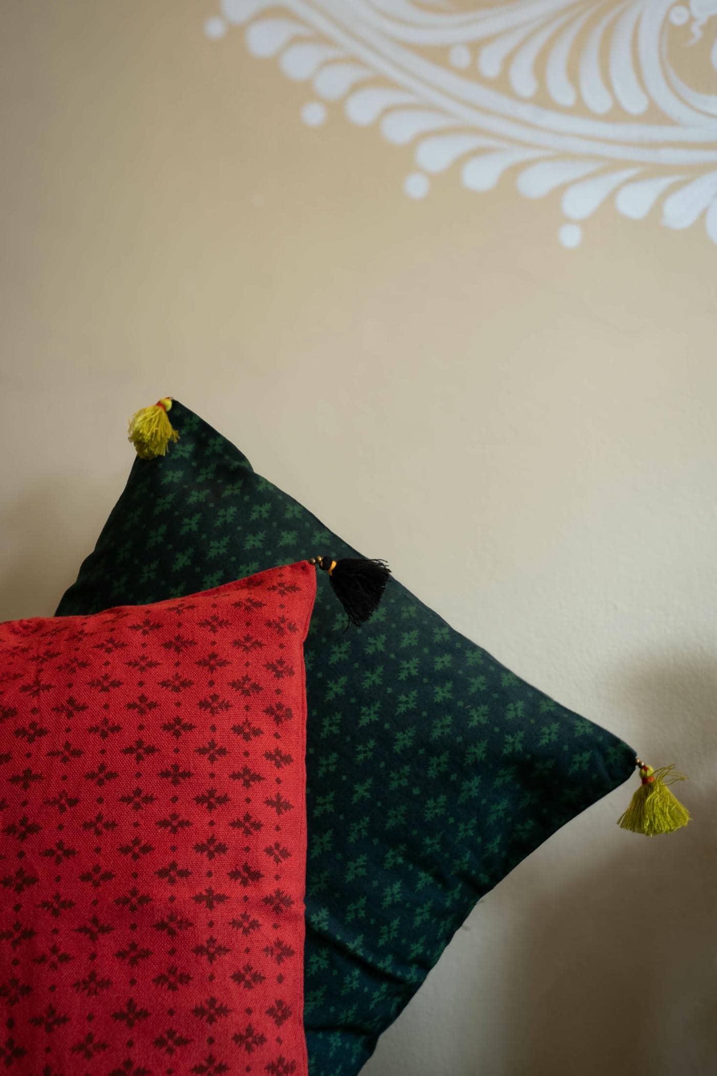 Cushion cover (16" × 16")